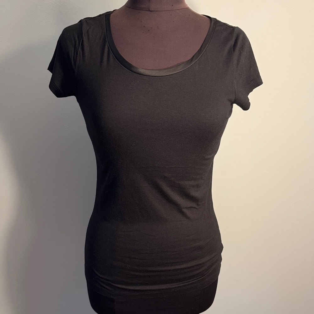 Banana Republic Classic Black T-shirt